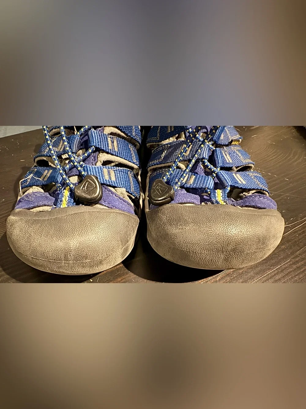 KEEN Boys Size 5 Newport H2 Waterproof Hiking Sport Sneaker Sandals Blue Gray